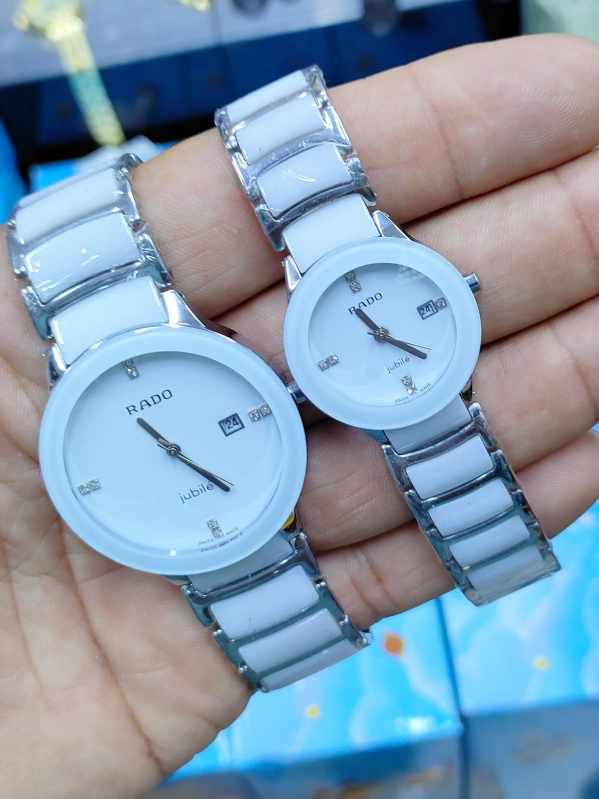 Round Couple Watch